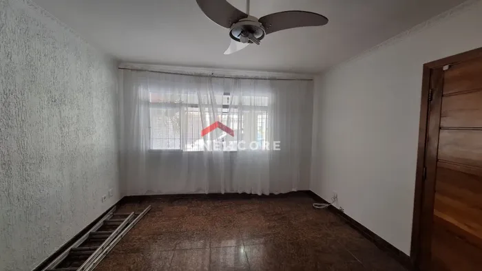 Casa em Rua Vitória - Vila Adelaide Perella - Guarulhos/SP