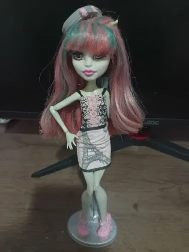 Rochelle Goyle Scaris Monster High