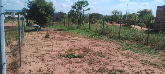 14.000+700 mesTerreno parcelado só quero que paguei do parreira