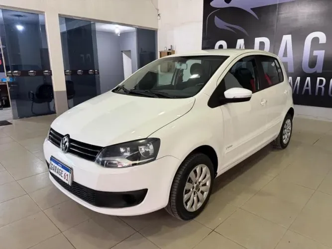 Volkswagen Fox 1.6 MI I Motion Total Flex 8V 5P 2014