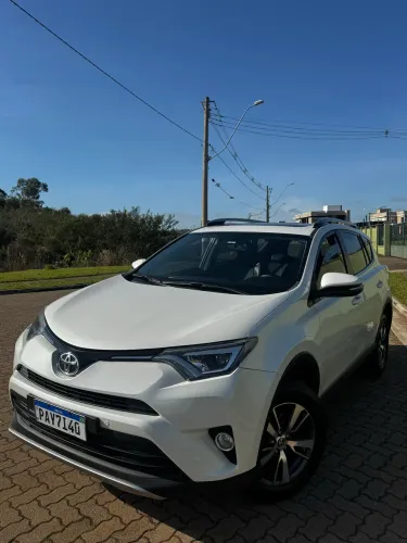 Toyota RAV4 2.0 Top 4X2 16V Aut. 2017
