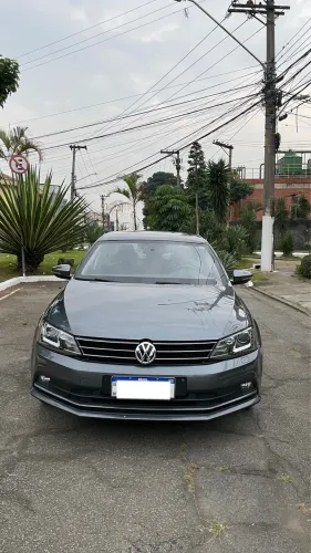 Volkswagen Jetta Highline 2.0 TSI 16V 4P Tiptronic 2017