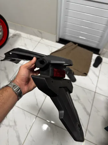 Rabeta/suporte de placa Twister CB 300F