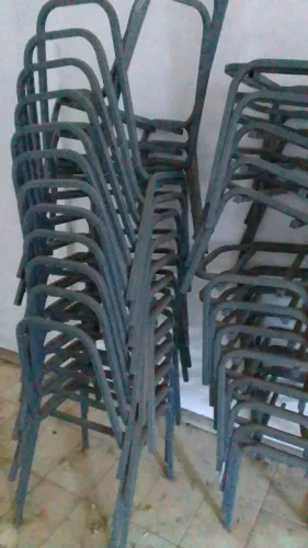 Estruturas de Cadeiras Novas em metal reforçado 88 X 45 X 45.. Sem encosto/ assento