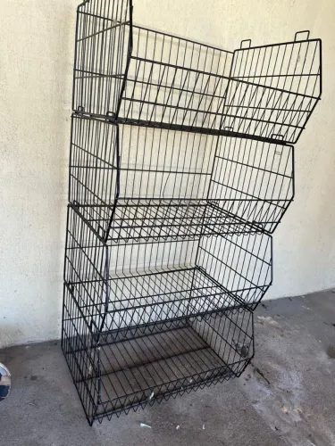 Cesto aramado c/ encaixe. 10 unidades no tamanho 60cm comprim x 30cm altura x 40cm largura
