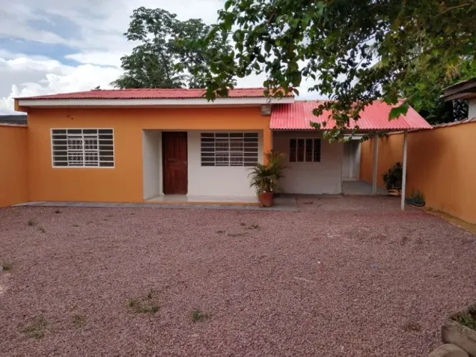 CASA DE 3Q MOBILIADA PARA ALOJAMENTO DE EMPRESAS
