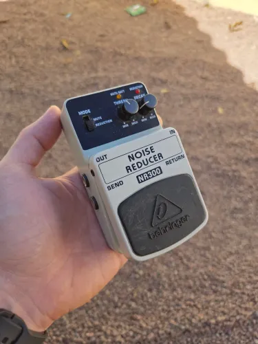 Noise Reducer Behringer