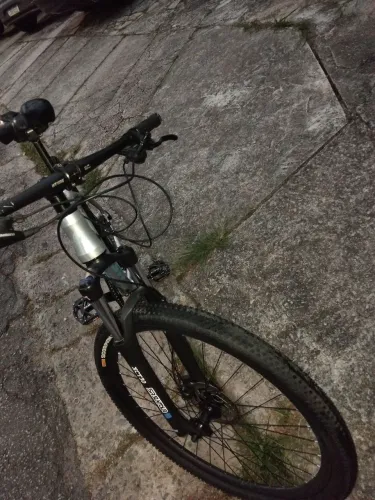 Bike tsw ride plus freios hidráulico, toda shimano 21 marchas, suspensão suntour zera