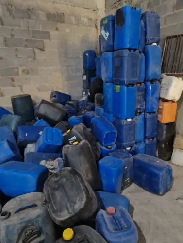 Galão multiuso de plástico de 50/40 litros