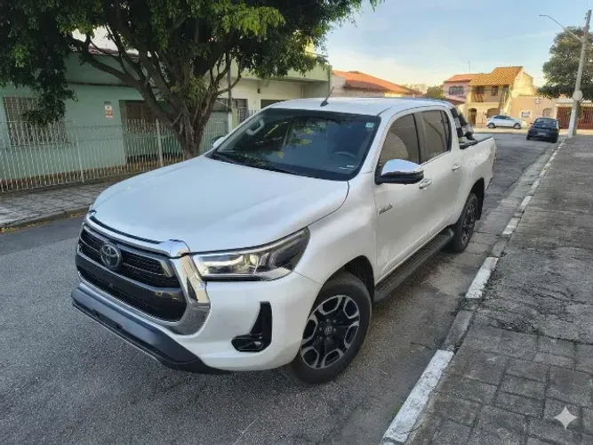 Toyota Hilux CD SRX 4X4 2.8 TDI 16V Diesel Aut. 2024