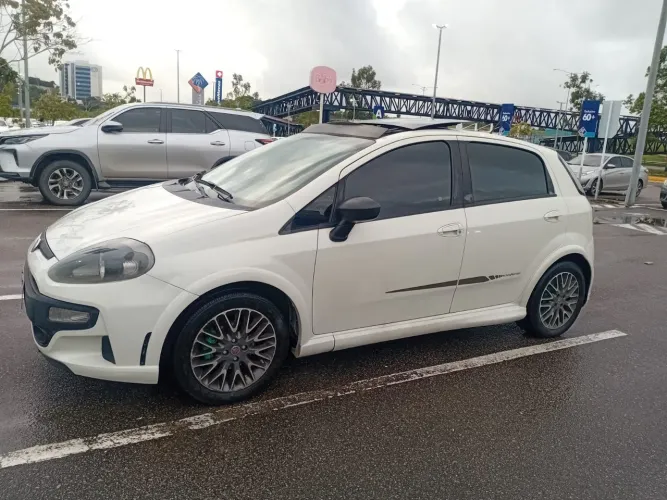 Fiat Punto Blackmotion 1.8 Flex 16V 5P. 2014