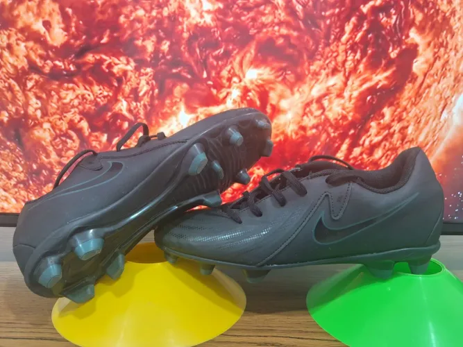 CHUTEIRA NIKE PHANTOM GXII