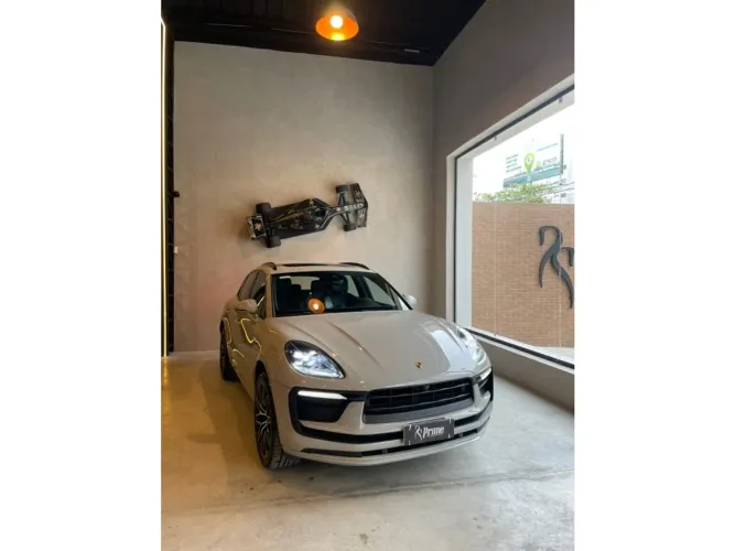 Porsche Macan 2.0 Turbo 237/252cv 2024