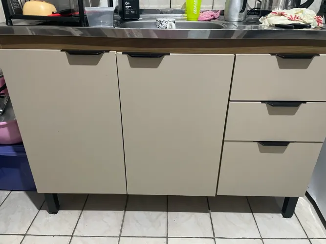Vendo balcão de Pia com armário