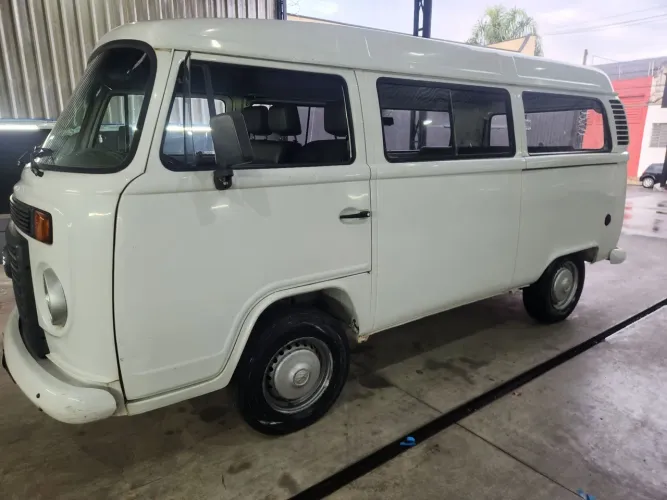 Volkswagen Kombi Standard 1.4 MI Total Flex 8V 2009