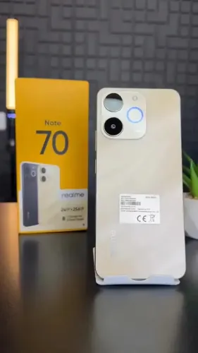 Realme Note 70 256GB / 8GB RAM  R$1.099,00  Gold l Preto 