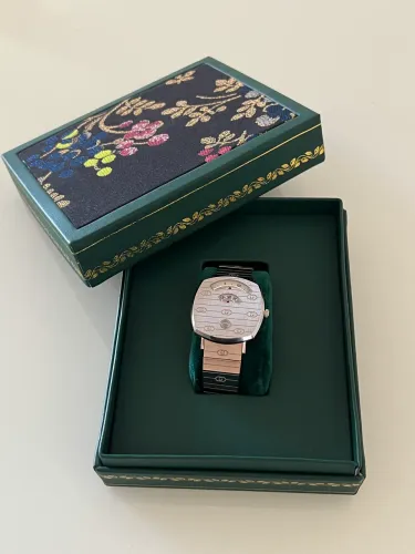 Relógio Gucci