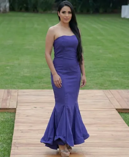 vestido de festa longo, sereia tomara que caia roxo luxo
