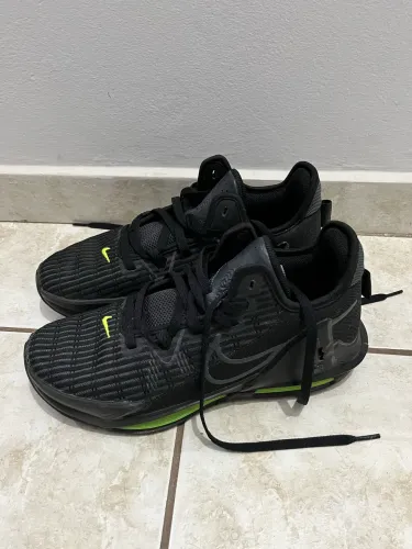 Tênis lebron witness 6