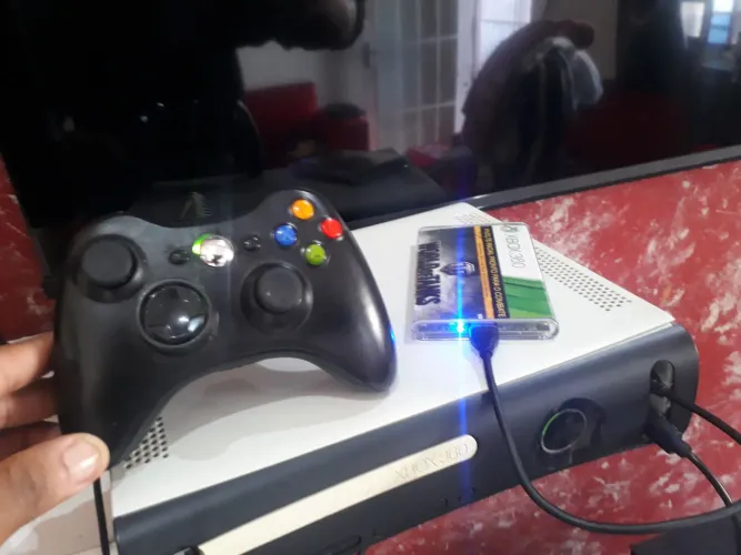 Xbox 360 FAT - 116 Jogos mais controle