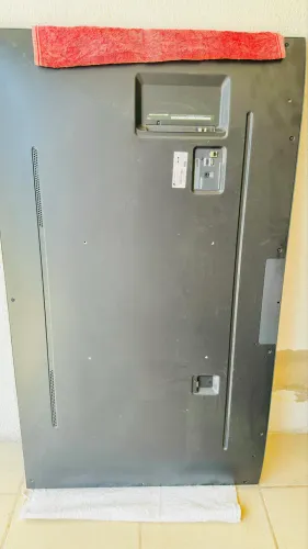 Vendo tv LG 75 com defeito ou pago reparo de placa principal