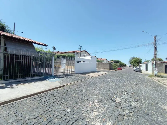 APARTAMENTO TÉRREO À VENDA NO COND. PARQUE DAS VIOLETAS