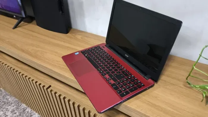 Notebook Acer Aspire E5-571