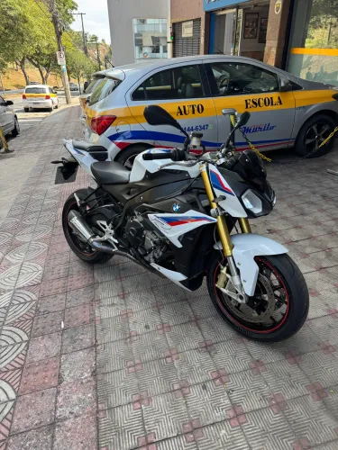 S1000R