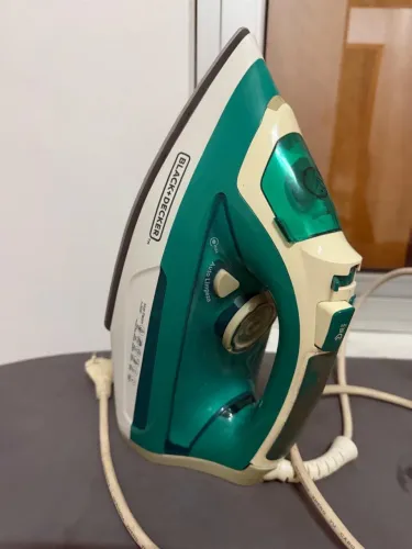 Ferro de passar roupas