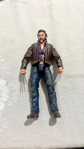Wolverine Logan - Fox - Marvel Legends 