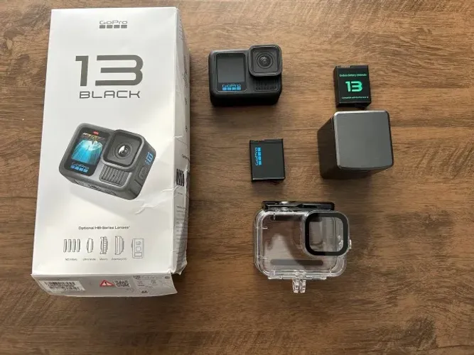 Vendo GoPro Hero 13 Black + acessórios