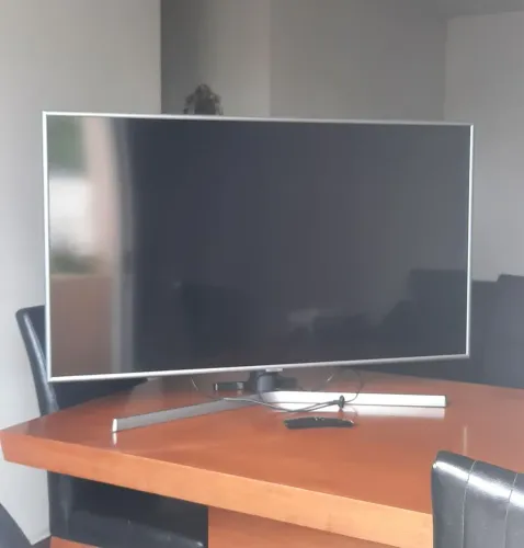 C/ DEFEITO -Tv Samsung 50` polegadas-