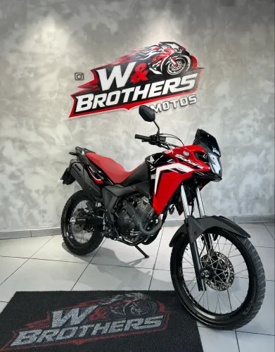 HONDA SAHARA 300 2024