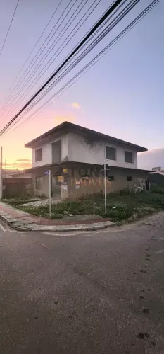 Casa comercial e residencial