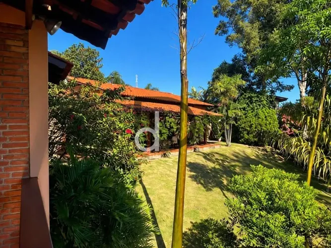 Casa com 3 quartos à venda, 251 m² por R$ 1.650.000 - Caixa D´Água - Vinhedo/SP