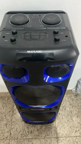 Caixa de  som amplificada torre Multilaser SP343 de 2000W 