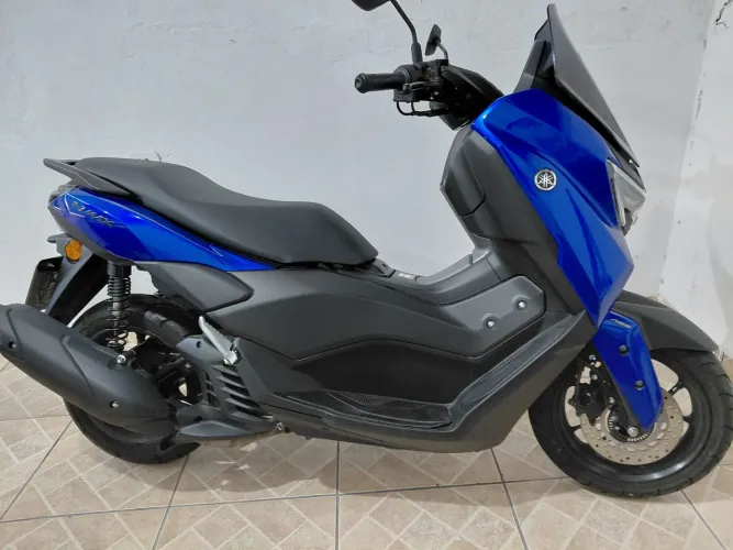 NMax 160 com apenas 2.200 Kms Garantia de fábrica. Tratar c/ Ronaldo WhatsApp *