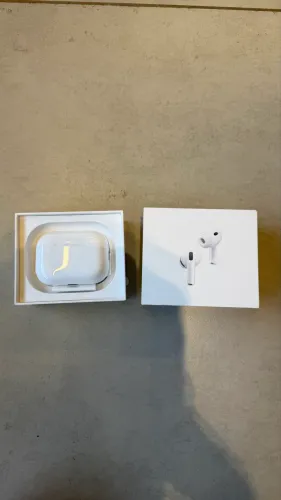 Apple AirPods Pro 3