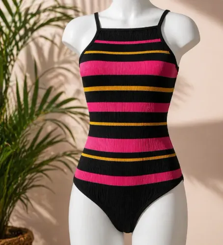 Body canelado listrado preto com rosa e amarelo | Demillus