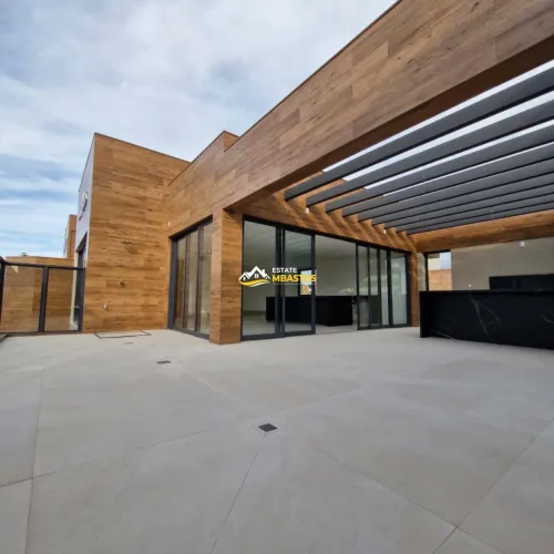 Cobertura nova pronta para morar com 302m2 no Ouro Preto BH Ref.:22369