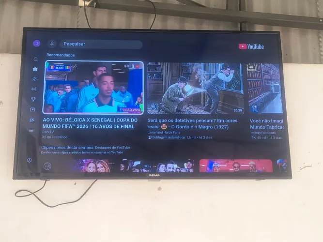 Smart TV Android Semp semi-nova 43 polegadas.
