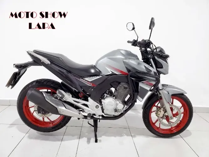 HONDA CB TWISTER 250 2018 PRATA