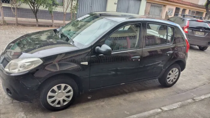 Renault Sandero Authentique Hi-flex 1.0 16V 5P 2011