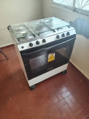Vendo fogão realce 5 bocas 
