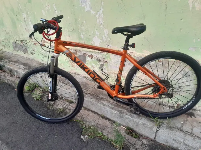 Bicicleta vikings aro 29, freio a disco em excelente estado 
