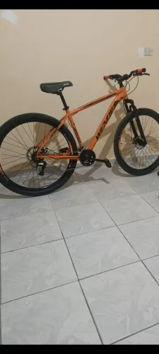 Bicicleta aro 29 pouco tempo de uso 1.000
