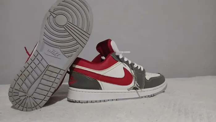 nike air jordan 1 low branco/vermelho/cinza