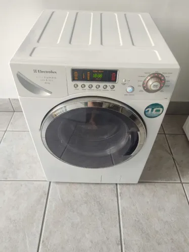 Vende lava e seca Electrolux 9 kg funcionando tudo Ótima máquina 