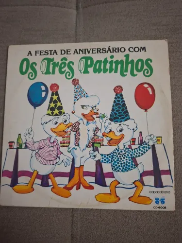Compacto Os Três Patinhos