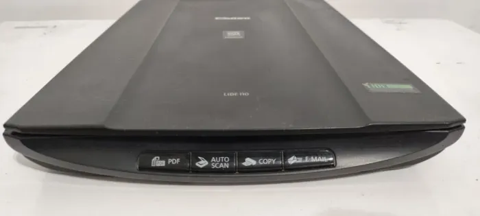 Scanner de Mesa Canon CanoScan LiDE 110 - Alimentação USB Compacto e Portátil
